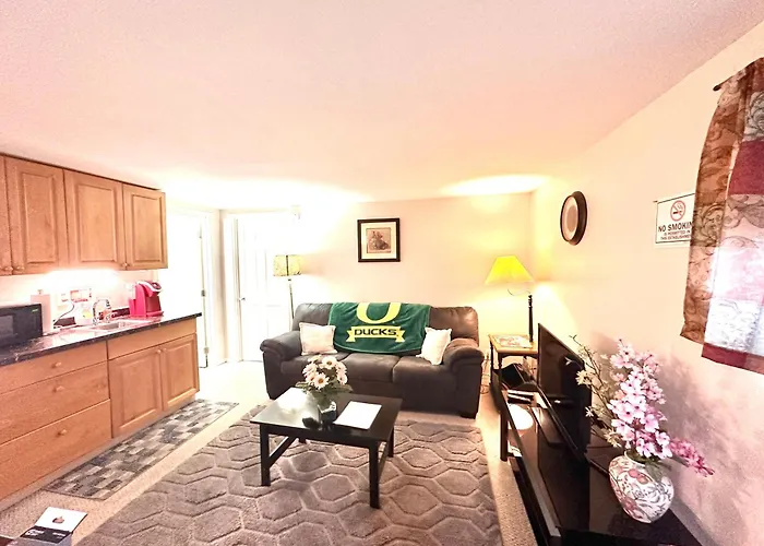 Emerald City Studio Suite